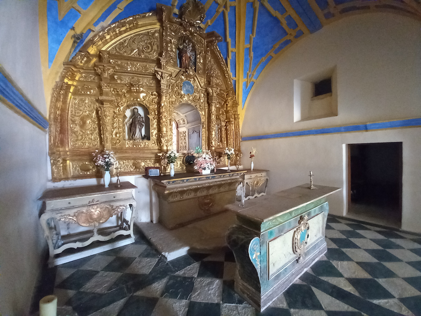 La Ermita Altar edited