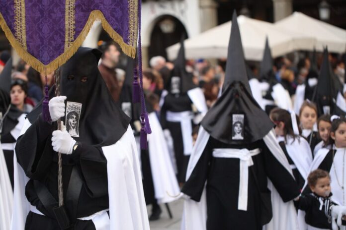 Pueblos para vivir la Semana Santa en Segovia