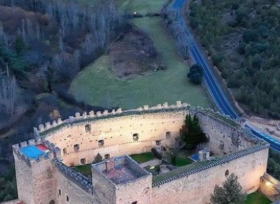 Un castillo segoviano causa furor en Instagram